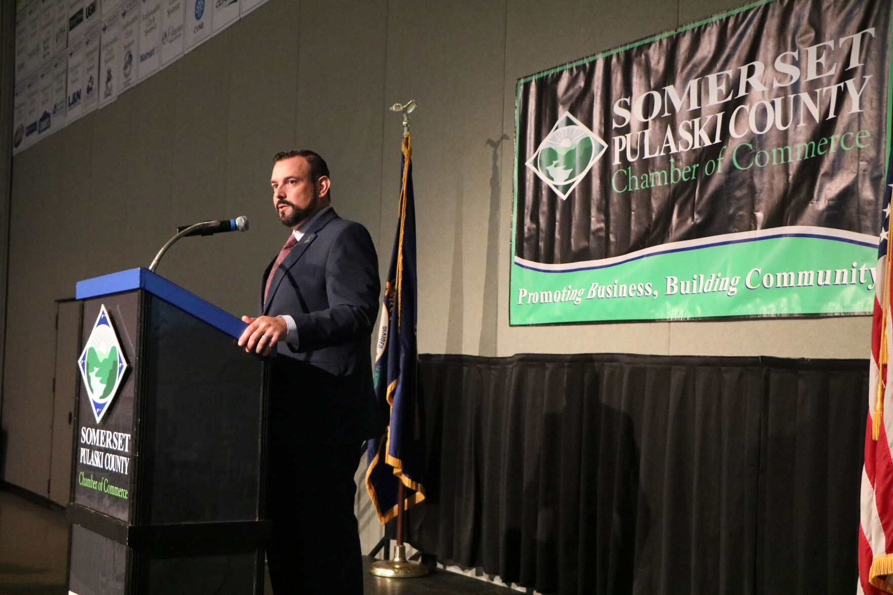 McFaddin speaks to Chamber